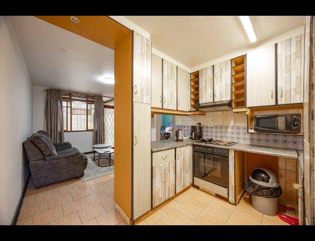 2 BEDROOM APARTMENT FOR SALE IN BELLAIR